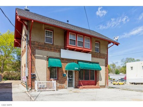 3516 Sw 9th St, Des Moines, IA, 50315-3162 | Card Image