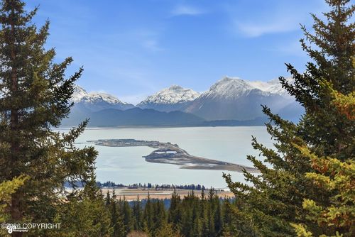 380 Paintbrush St, Homer, AK, 99603-9347 | Card Image