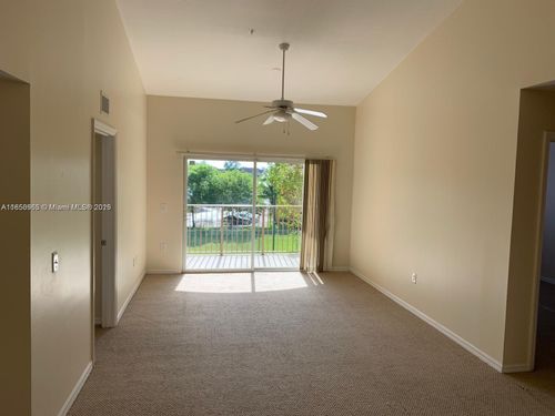 apt-308-4041 San Marino Blvd, West Palm Beach, FL, 33409-8621 | Card Image