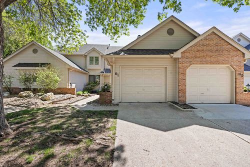10e-1070 50th St, West Des Moines, IA, 50266-4973 | Card Image