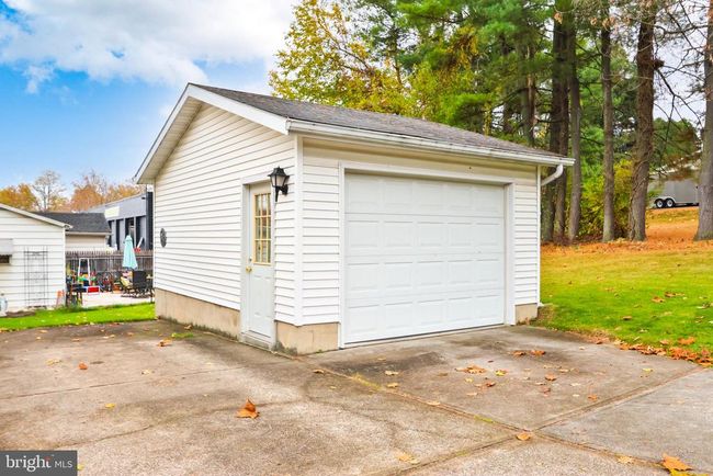 305 Chestnut St, House other with 2 bedrooms, 1 bathrooms and null parking in Freemansburg PA | Image 19