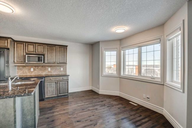 43 Prominence Path Sw, Home with 5 bedrooms, 3 bathrooms and 2 parking in Calgary AB | Image 9