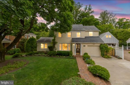 7822 Moorland Ln, BETHESDA, MD, 20814-1113 | Card Image