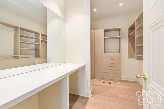 Suite 2- Unpacking Station & Walk In Closet | Image 47