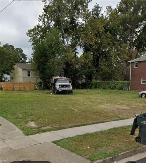 862 A Ave, Norfolk, VA, 23504-2457 | Card Image