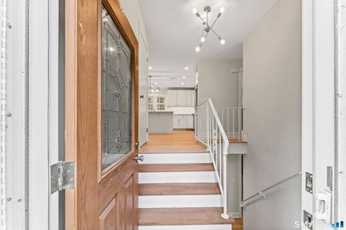 147 Thayer Pond Rd, Wilton, CT, 06897-2820 | Card Image