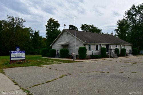 730 E Auburn Rd, Rochester Hills, MI, 48307-5304 | Card Image