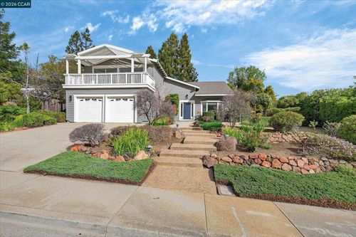 218 218 Mountaire Cir, Clayton, CA, 94517 | Card Image