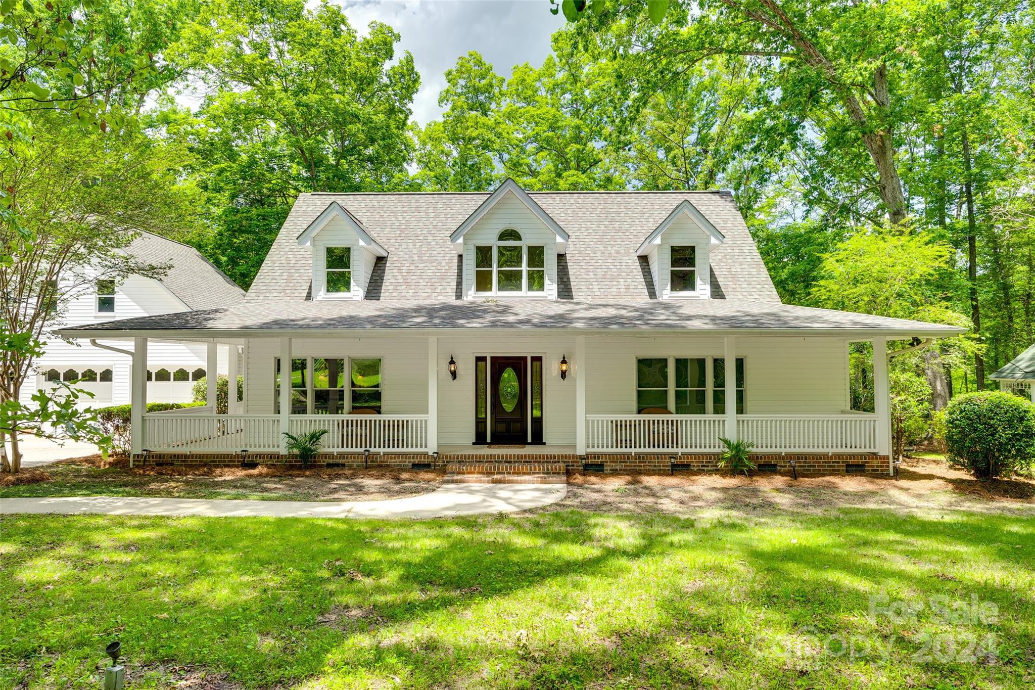 Craggy Oaks Ln, Lancaster, SC 29720