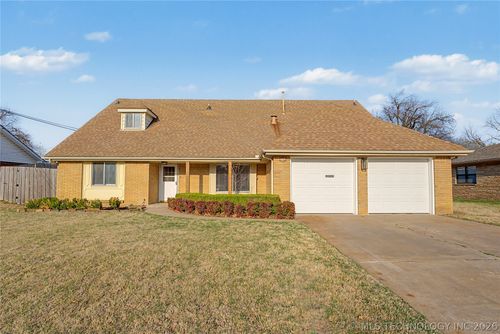 3762 S Darlington Avenue, Tulsa, OK, 74135 | Card Image