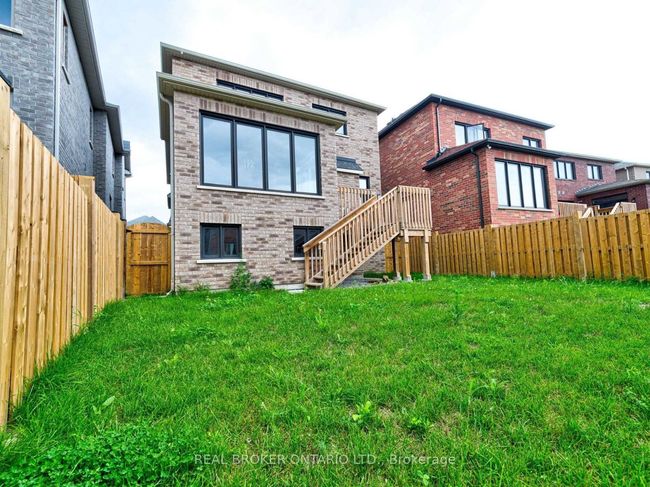 20 Dunley Cres, House other with 4 bedrooms, 4 bathrooms and 2 parking in Brampton ON | Image 17