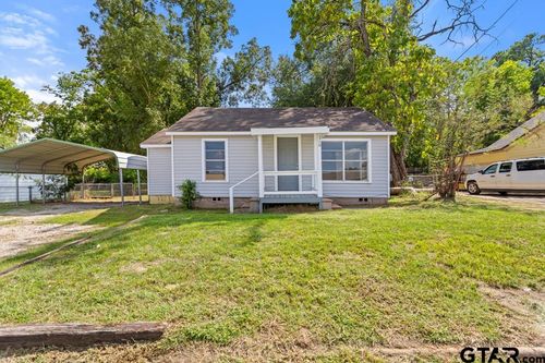 210 Cooper St, Lindale, TX, 75771-3235 | Card Image