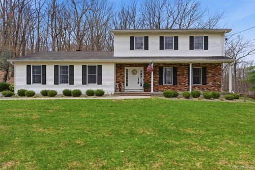 113 Buckberg Mountain Rd, Tomkins Cove, NY, 10986-1301 | Card Image