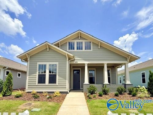 275 Farmhouse Dr, Madison, AL, 35757-5513 | Card Image