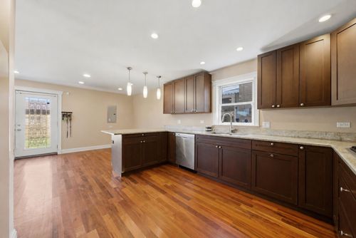 3859 N Cumberland Ave, Chicago, IL, 60634-1912 | Card Image