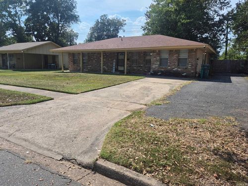 1302 Brentwood Dr, Pine Bluff, AR, 71601-5417 | Card Image