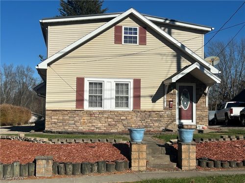 150 W Athens Rd, Roseville, OH, 43777-1028 | Card Image