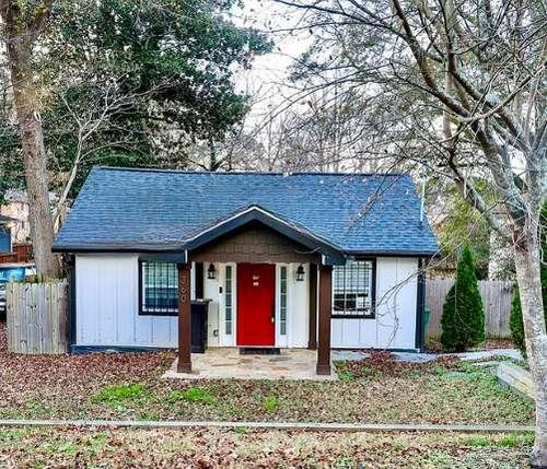 360 New Jersey Ave Nw, Atlanta, GA, 30314-1112 | Card Image