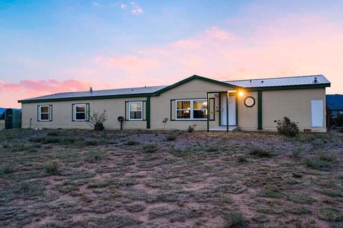 20 Northland Rd, Edgewood, NM, 87015-9018 | Card Image