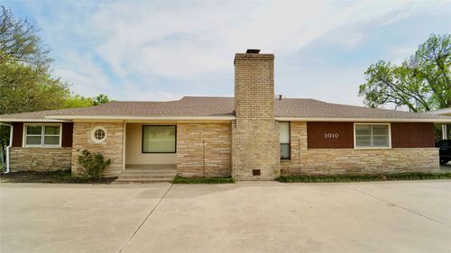 3010 Inspiration Dr, Hudson Oaks, TX, 76087-8550 | Card Image