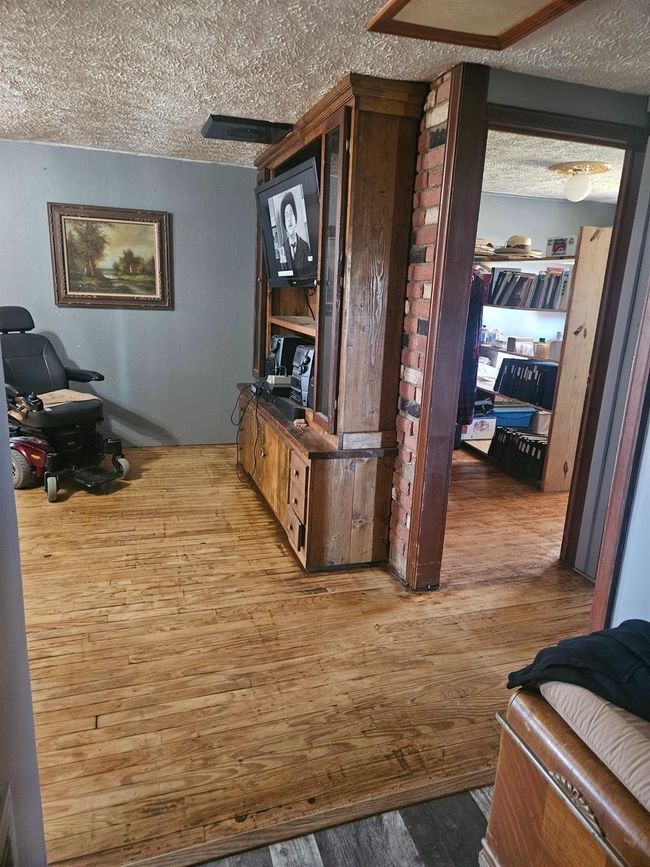 3726 S County Road 850 W, House other with 3 bedrooms, 2 bathrooms and null parking in Glenwood IN | Image 21