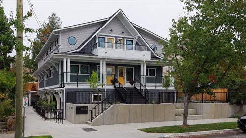 4-633 Belton Ave, Victoria, BC, V9A2Z5 | Card Image