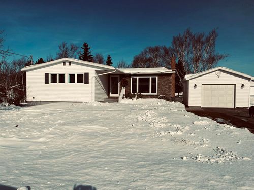 10 Don-Gordon St, Glace Bay, NS, B1A6A2 | Card Image