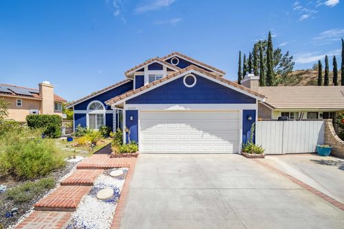 22237 Birmingham Pl, Santa Clarita, CA, 91350-3047 | Card Image