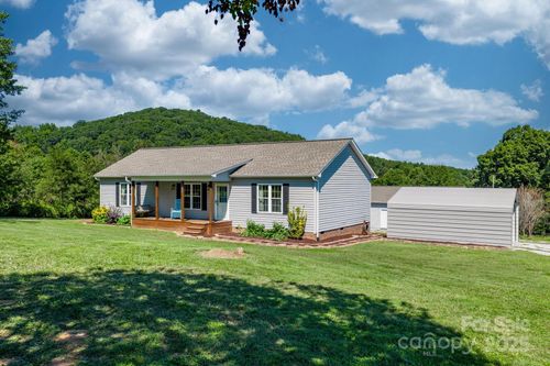 2680 Campground Rd, Granite Falls, NC, 28630-8517 | Card Image