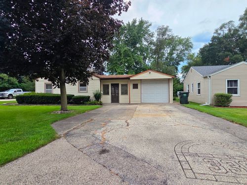 336 E Orchard St, Mundelein, IL, 60060-2836 | Card Image