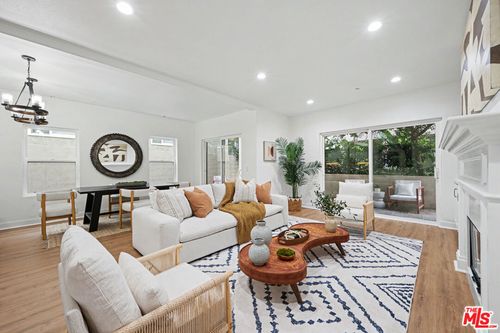 104-11115 Acama St, North Hollywood, CA, 91602-4701 | Card Image