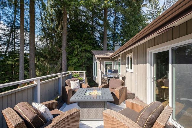 187 April Road, House other with 3 bedrooms, 2 bathrooms and 2 parking in Port Moody BC | Image 35