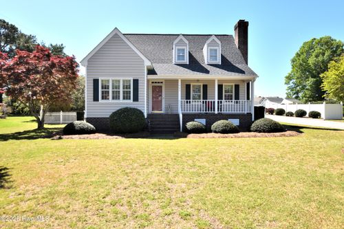 605 Birchwood Dr, Nashville, NC, 27856-1605 | Card Image