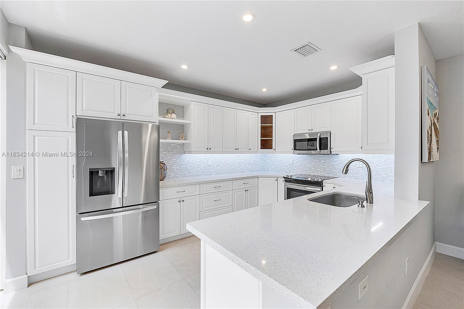 Cherrypalm Ln, Hollywood, FL 33019