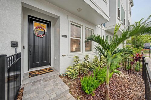 28-6605 N Nebraska Ave, TAMPA, FL, 33604-5675 | Card Image