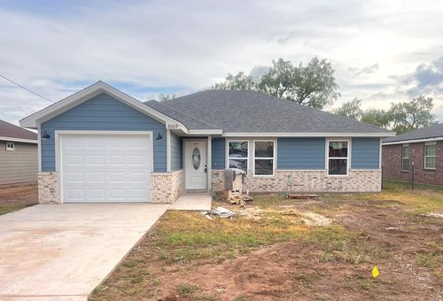 2009 Hudson St, San Angelo, TX, 76903-3715 | Card Image