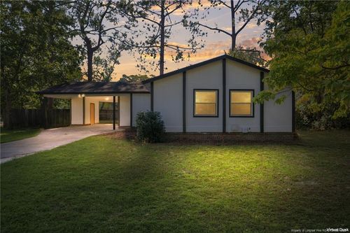 3701 Leonard Pl, Hope Mills, NC, 28348-2718 | Card Image