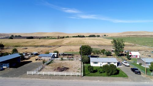 5654 Hillview Rd, Emmett, ID, 83617-9637 | Card Image