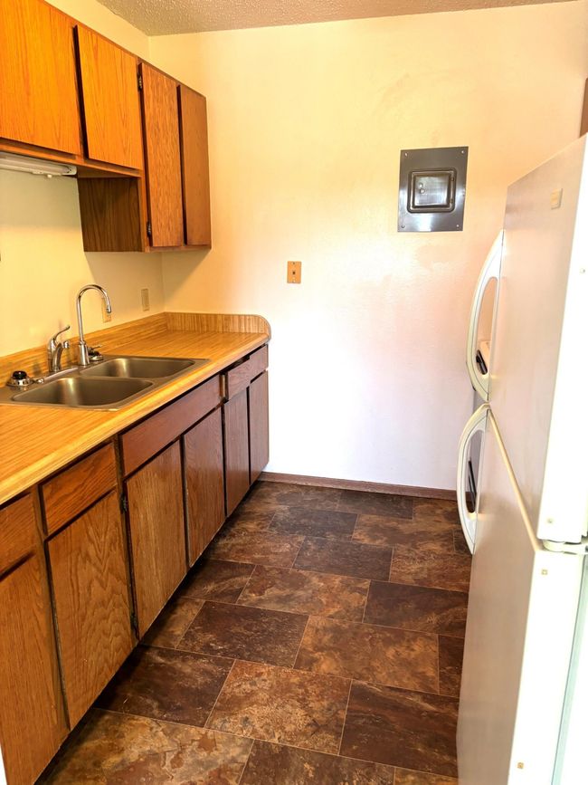 Kitchen | Image 4