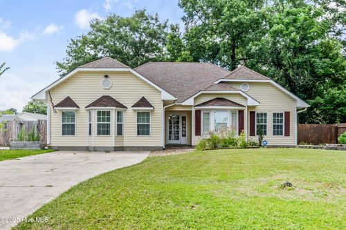 96 Eastgate Dr, Jacksonville, NC, 28540-3020 | Card Image