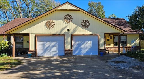 1107 Hico Street, Siloam Springs, AR, 72761 | Card Image