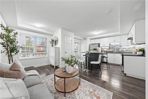 6e-1460 Highland Rd W, Kitchener, ON, N2N0B7 | Card Image