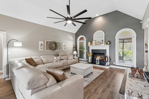 1035 Bending Chestnut Dr, Lebanon, TN, 37087-5959 | Card Image