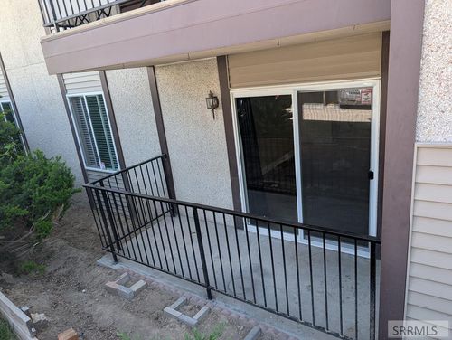 g3-1544 Bench Rd, Pocatello, ID, 83201-2420 | Card Image