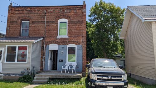 1083 3rd Ave E, Owen Sound, ON, N4K2L1 | Card Image