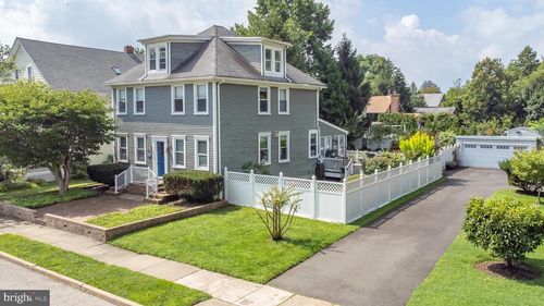 21 Craven Ln, LAWRENCEVILLE, NJ, 08648-1636 | Card Image