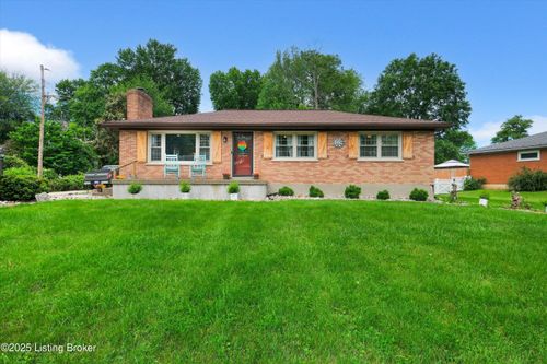 9926 Silverwood Ln, Louisville, KY, 40272-2974 | Card Image