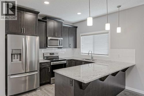 170 Carringvue Pk Nw, Calgary, AB, T3P1L1 | Card Image