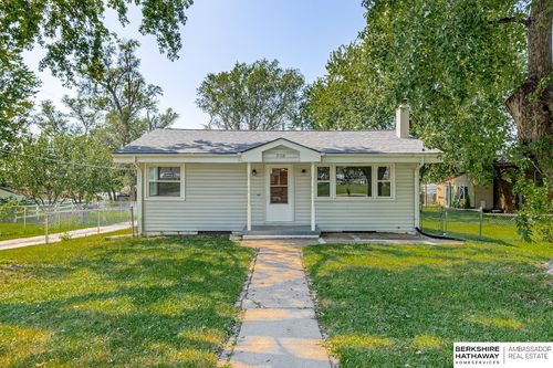 7110 S 38th Street, Bellevue, NE, 68147 | Card Image