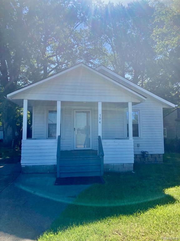 Parkwood Ave, Pontiac, MI 48340